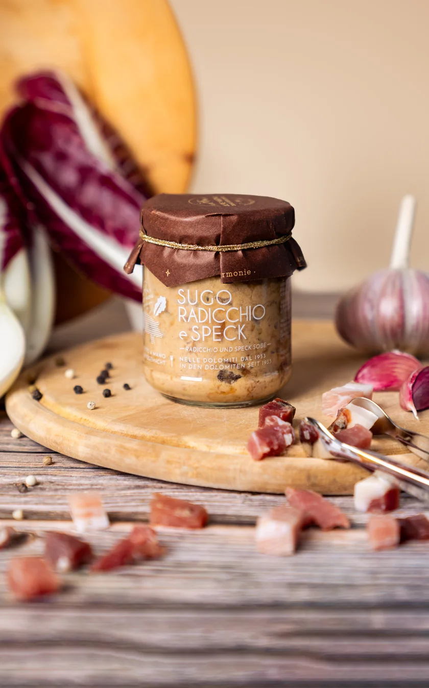 hover Sugo radicchio e speck